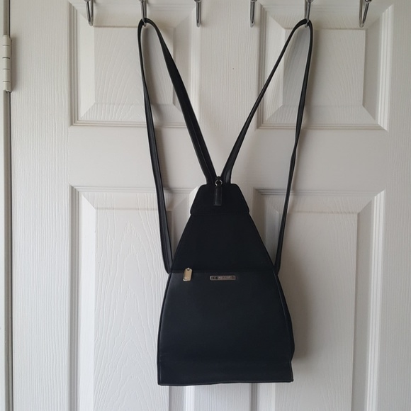 backpack purse with zipper straps